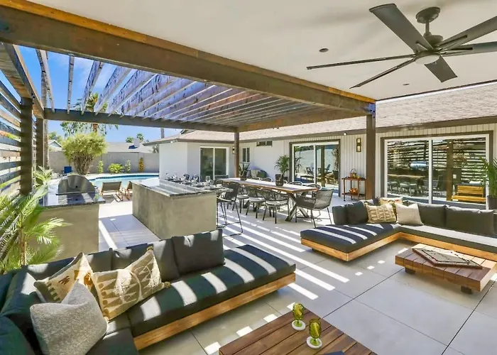 Deluxe Desert Getaway Heated Pool & Hot Tub * Scottsdale